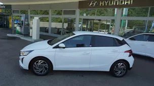 HYUNDAI i20 1.0 T-GDi Amplia DCT