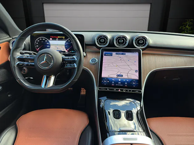 MERCEDES-BENZ C 300 AMG Line