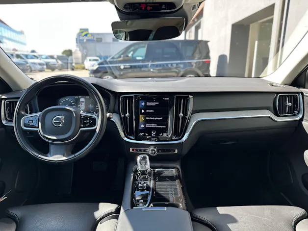 VOLVO V60 T6 eAWD Twin Engine Inscription Geartronic