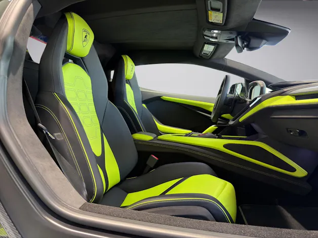 Lamborghini Revuelto Coupé 6.5