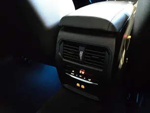 BMW 320d xDrive M-Sport Touring Dravitgrau
