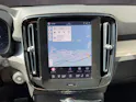 VOLVO XC40 2.0 B3 Mild-Hybrid Plus Dark