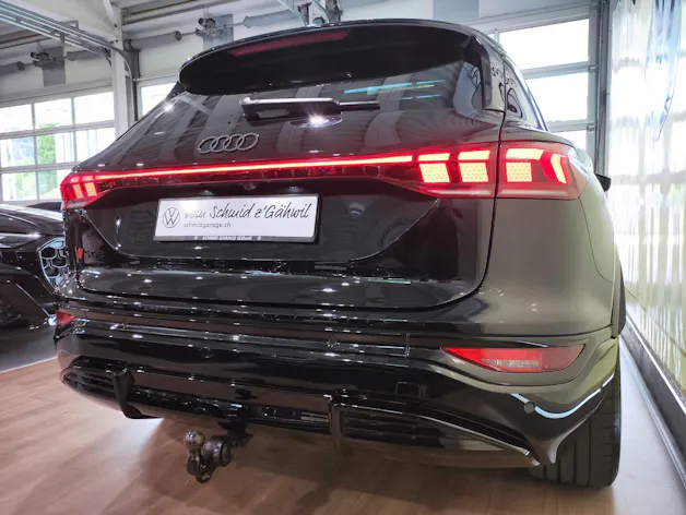 AUDI SQ6 e-tron quattro