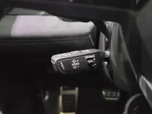 AUDI SQ6 e-tron quattro