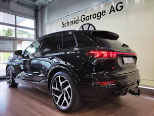 AUDI SQ6 e-tron quattro