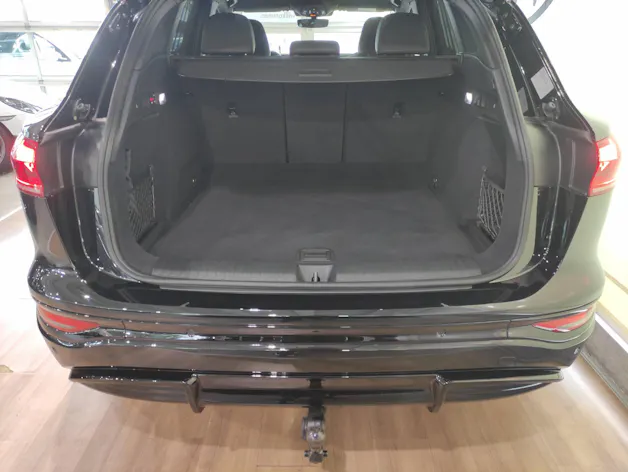 AUDI SQ6 e-tron quattro