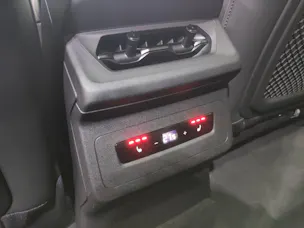 AUDI SQ6 e-tron quattro