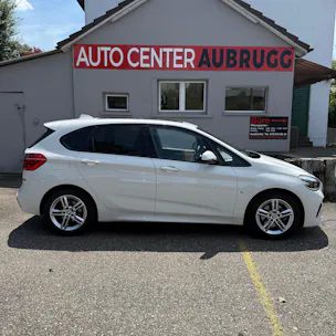 BMW 220d xDrive Active Tourer Steptronic M Sport *LEDER-SITZE - PANORAMA-DACH*