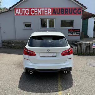BMW 220d xDrive Active Tourer Steptronic M Sport *LEDER-SITZE - PANORAMA-DACH*