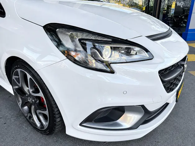OPEL Corsa 1.4 Turbo GSi