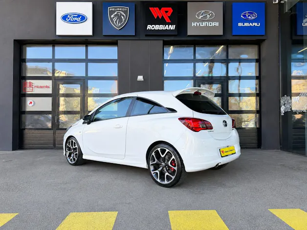OPEL Corsa 1.4 Turbo GSi