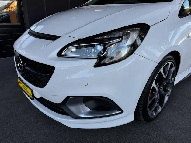 OPEL Corsa 1.4 Turbo GSi