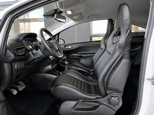 OPEL Corsa 1.4 Turbo GSi