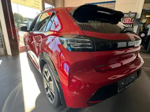 PEUGEOT 208 GT Hybrid