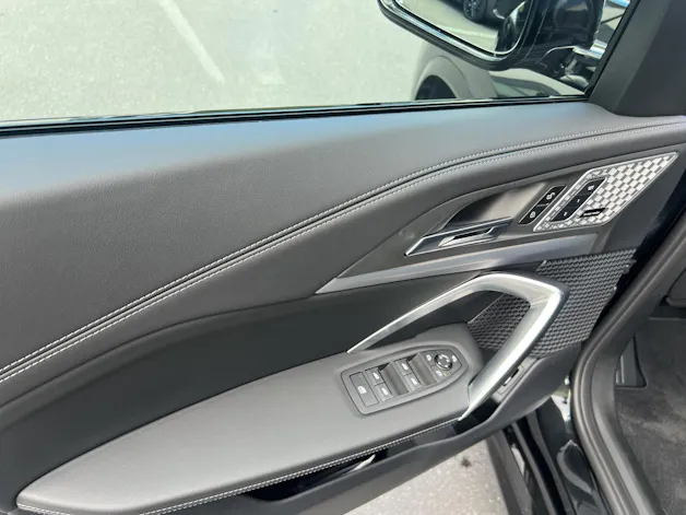 BMW iX1 xDrive 30 M Sport Pro