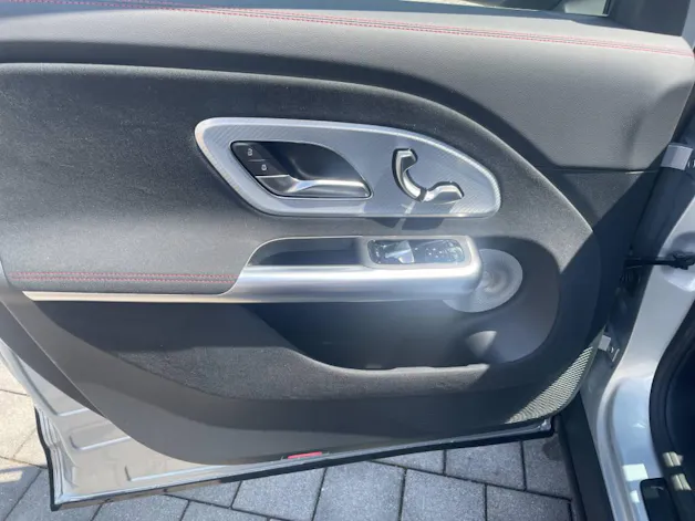 MERCEDES-BENZ GLB 220 4Matic 8G-Tronic