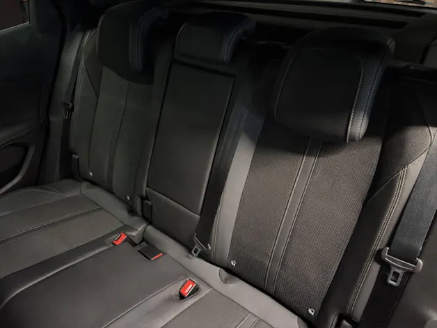 PEUGEOT 3008 1.5 BlueHDi GT EAT8