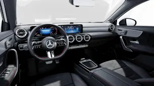 MERCEDES-BENZ A 250 AMG Line 4MATIC