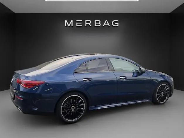 MERCEDES-BENZ CLA 250 AMG Line 4Matic