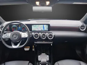 MERCEDES-BENZ CLA 250 AMG Line 4Matic