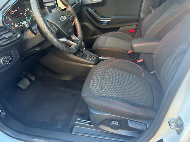 FORD Puma 1.0 EcoBosst ST-Line X Design Automat