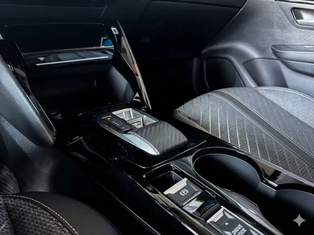 PEUGEOT 208 Elektrik 115kW GT
