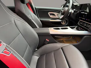 MERCEDES-BENZ CLA 220 8G-DCT 4Matic