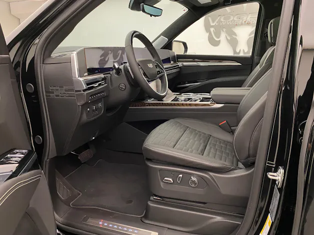 CADILLAC Escalade Platinum Sport