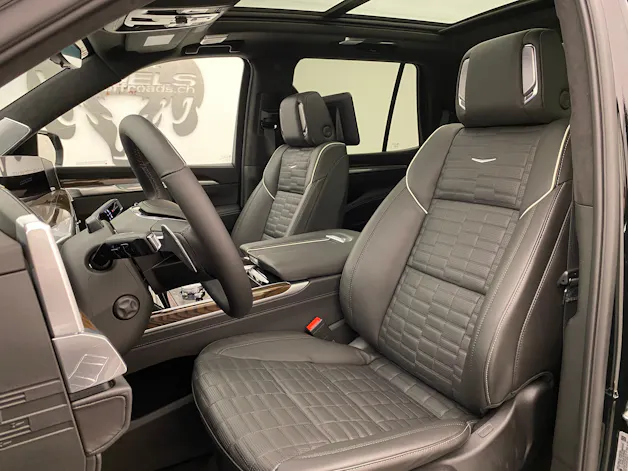 CADILLAC Escalade Platinum Sport