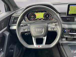 AUDI Q5 55 TFSI e sport quattro