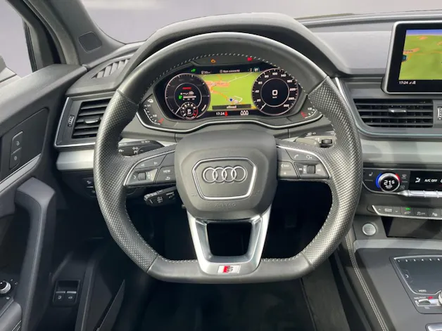 AUDI Q5 55 TFSI e sport quattro