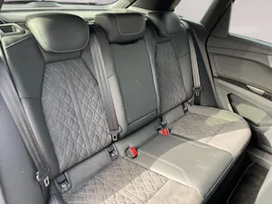 AUDI Q4 e-tron 50 quattro