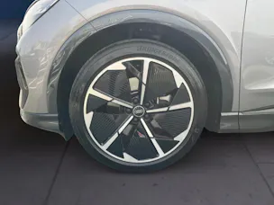 AUDI Q4 e-tron 50 quattro