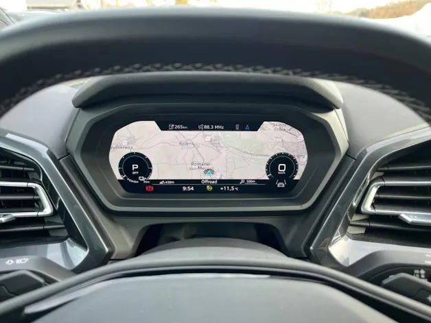 AUDI Q4 e-tron 50 quattro