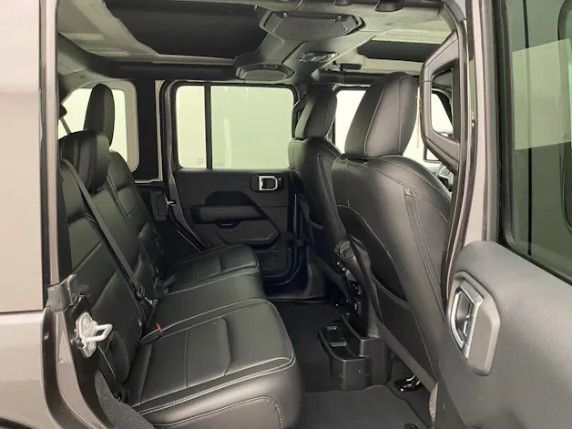 JEEP Wrangler 2.0 Sahara Unlimited