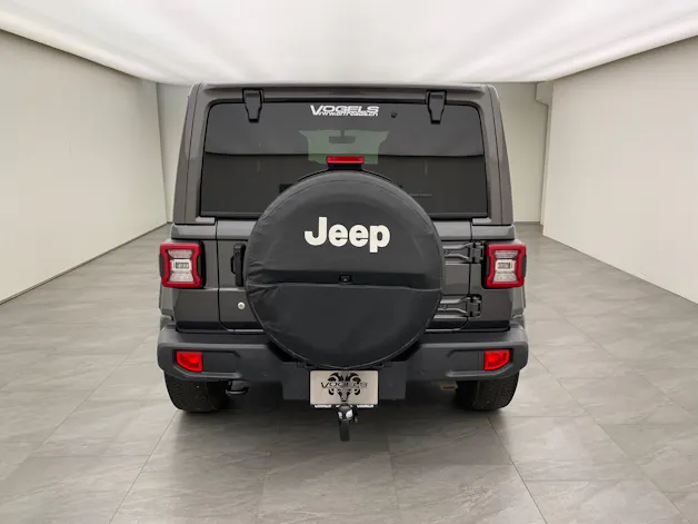 JEEP Wrangler 2.0 Sahara Unlimited