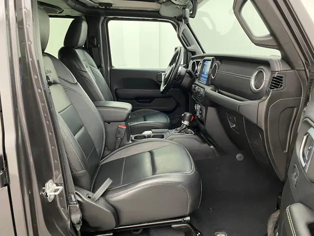 JEEP Wrangler 2.0 Sahara Unlimited