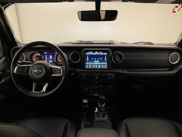 JEEP Wrangler 2.0 Sahara Unlimited