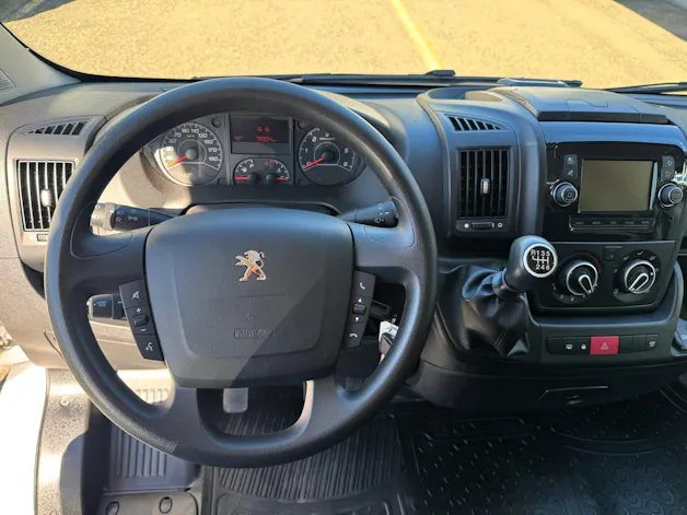 PEUGEOT Boxer 2.2 HDI 330 Premium L1H1