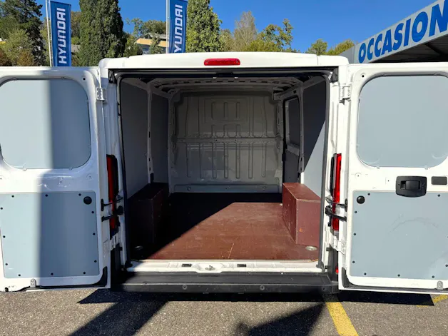 PEUGEOT Boxer 2.2 HDI 330 Premium L1H1