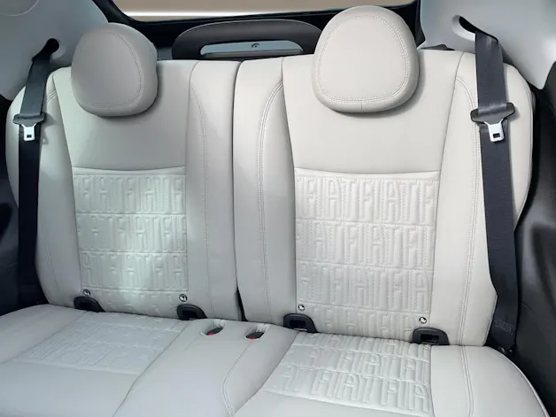 FIAT 500 Cabrio La Prima by