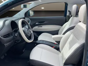 FIAT 500 Cabrio La Prima by
