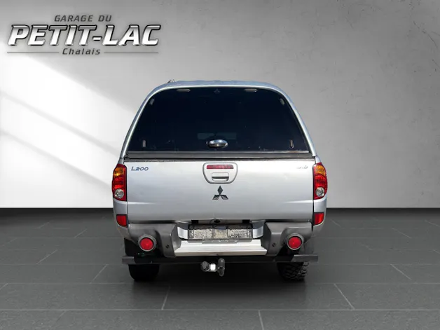 Mitsubishi L 200 2.5 DID Intense Double Cab