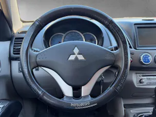 Mitsubishi L 200 2.5 DID Intense Double Cab