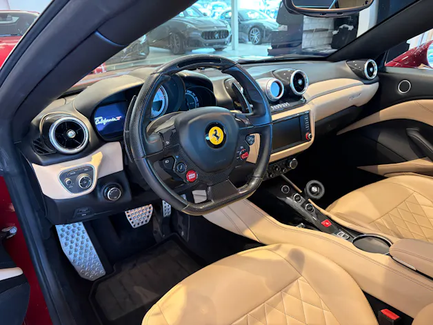 FERRARI California 3.9 V8 T