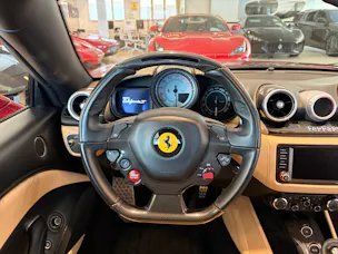 FERRARI California 3.9 V8 T