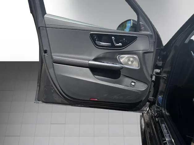 MERCEDES-BENZ C 220 d T 4 M Swiss Star