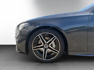 MERCEDES-BENZ C 220 d T 4 M Swiss Star
