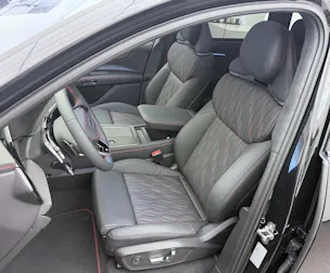 AUDI Q7 SUV TDI quattro 220 kW