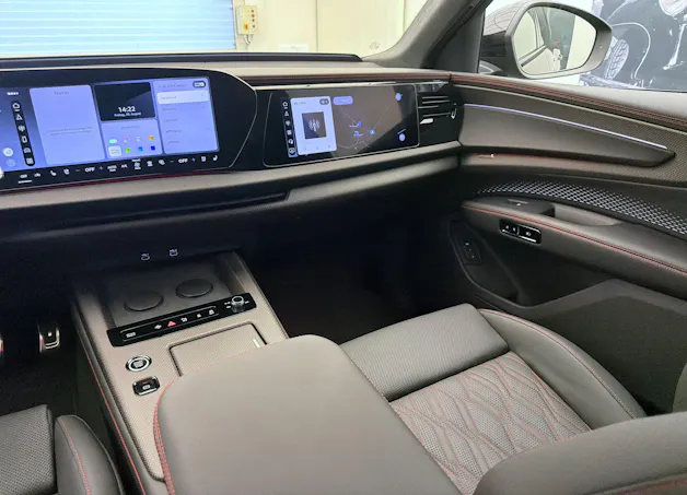 AUDI Q7 SUV TDI quattro 220 kW